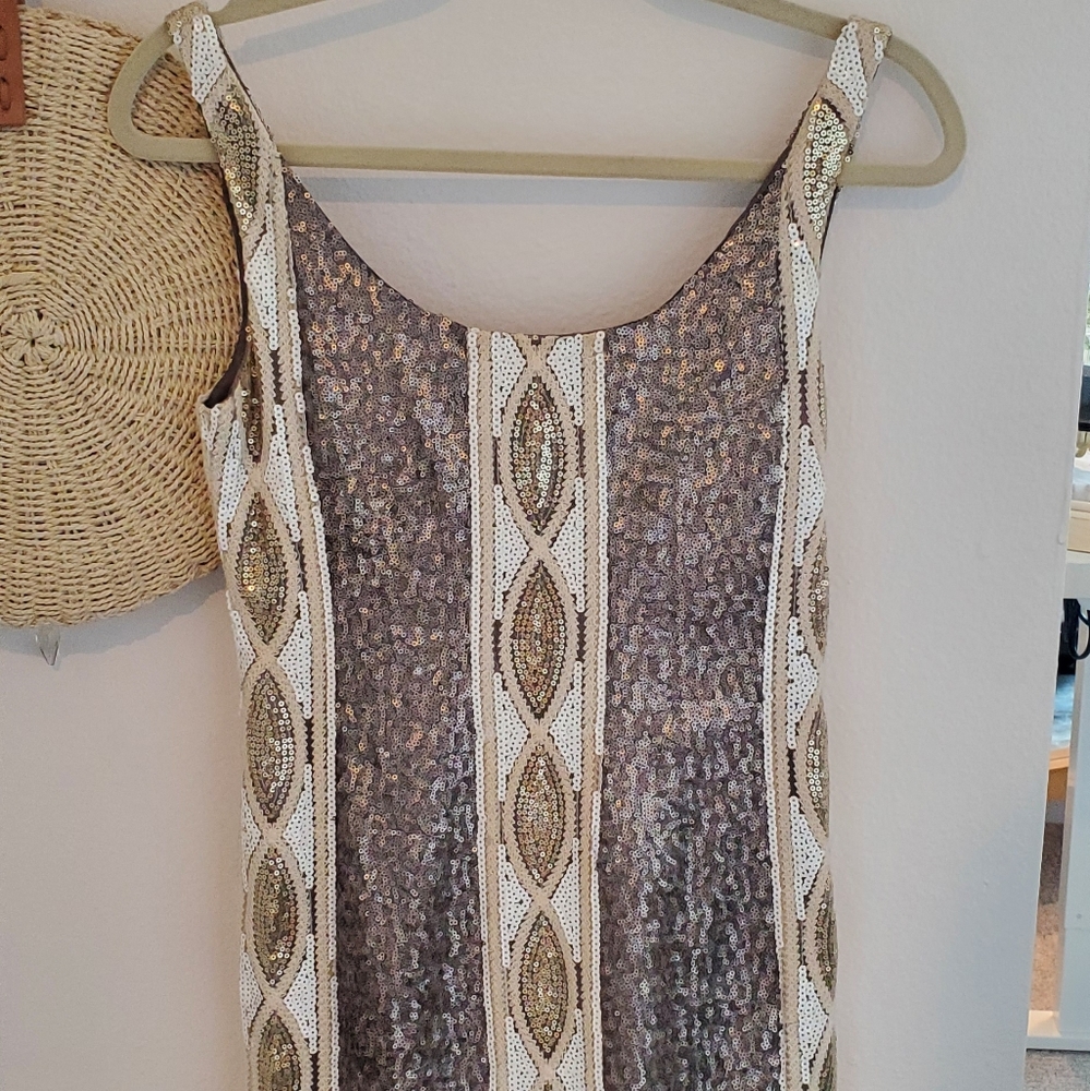 Sequin tight party dress. Extremely flattering